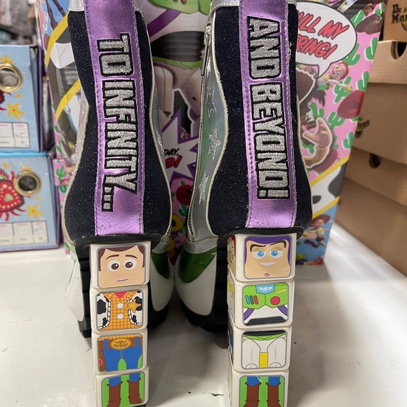 NIB Space Ranger Irregular Choice Limited Ed - Picture 10 of 12